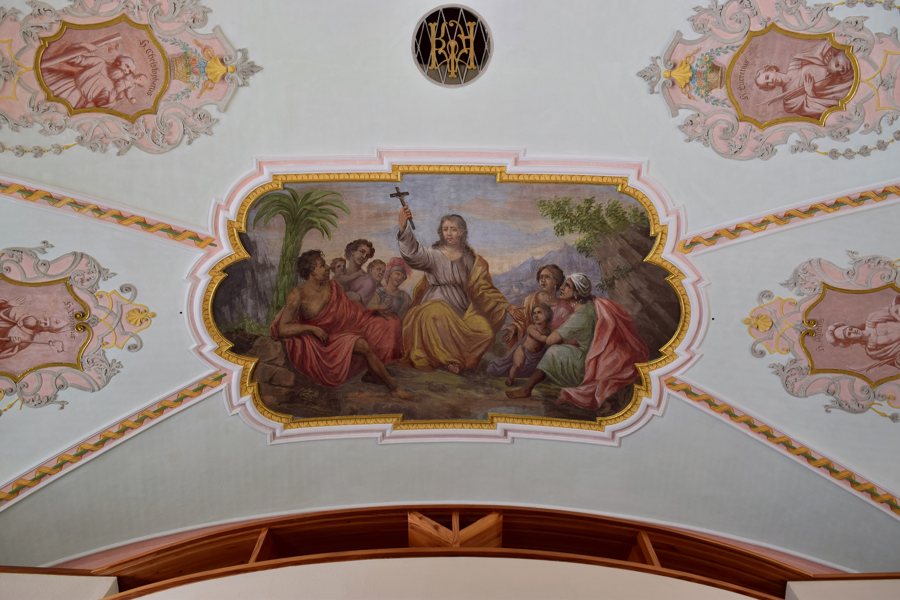 File:Tux-Vorderlanersbach - Pfarrkirche hl Thomas - Deckenfresken - I.jpg