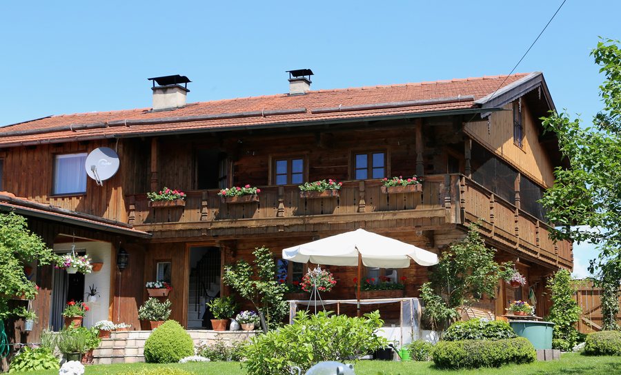 File:Eulenschwanger Str. 1 Aufhofen Egling-1.jpg