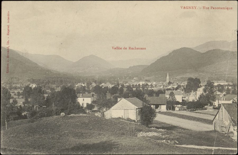 Panoramablick über das Tal von Rochesson in den Vogesen
