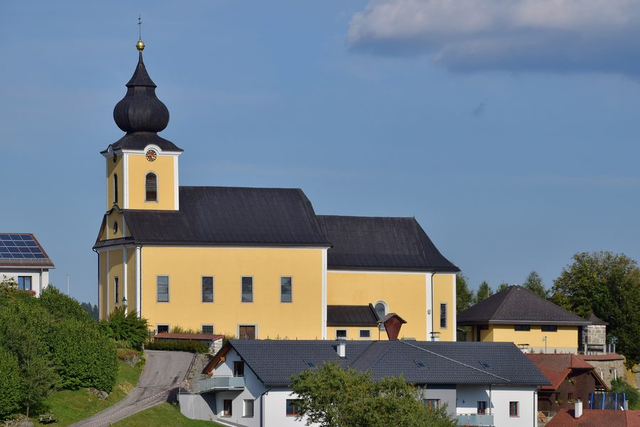 Pfarr- und Wallfahrtskirche Mariä Heimsuchung in Kaltenberg
