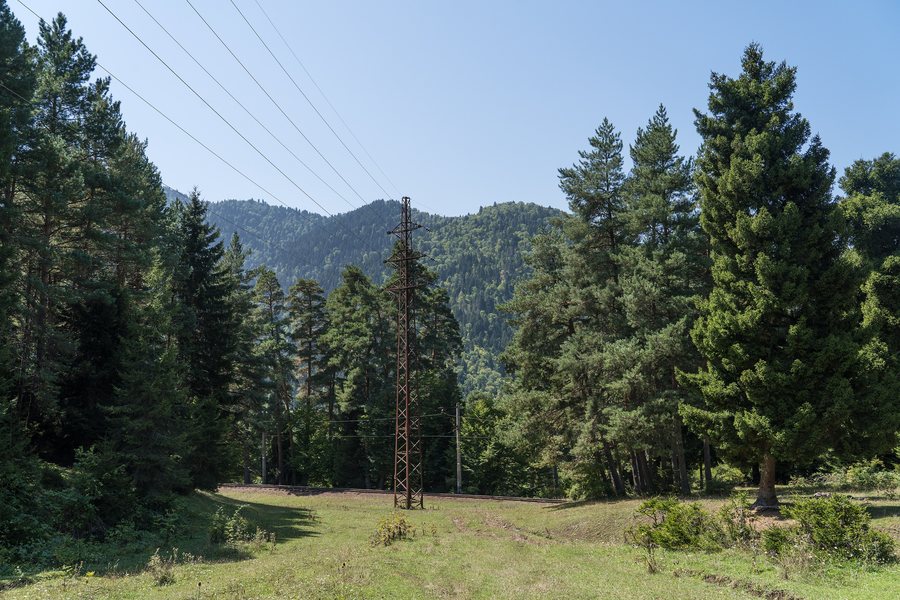 File:2024-08-29 Borjomi-Bakuriani railway line between Tba and Libani 5.jpg