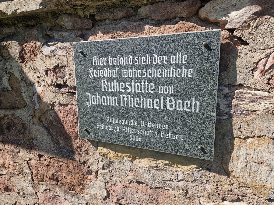 File:Cemetery Gehren, Ilmenau 02.jpg