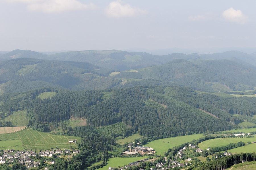 File:Schmallenberg-Fleckenberg Sauerland Ost 017 pk.jpg