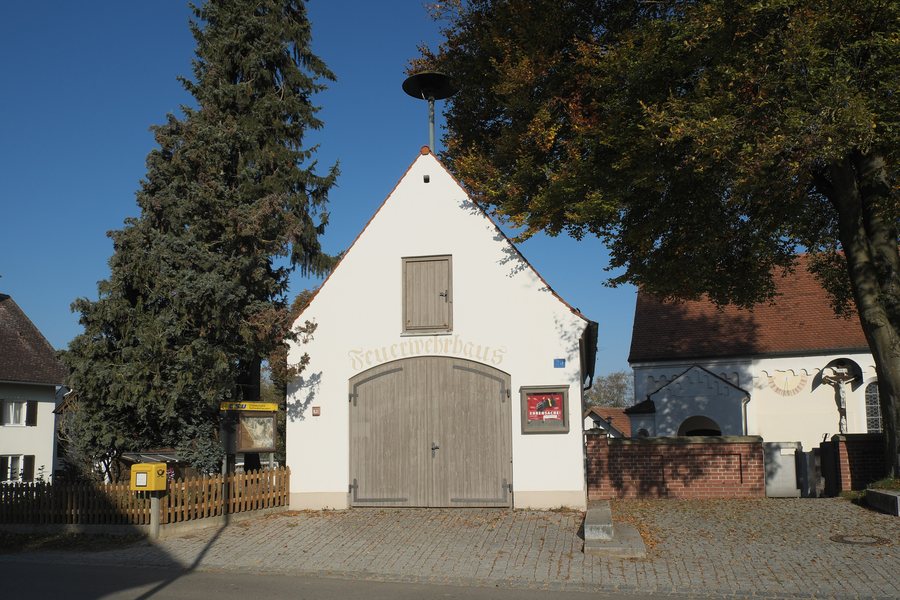 File:Rumeltshausen Feuerwehrhaus 994.jpg