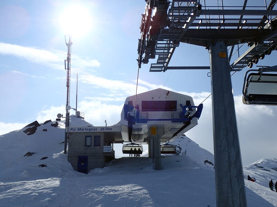 Mountain station of the Martegnas chairlift in the Savognin ski area on Piz Martegnas