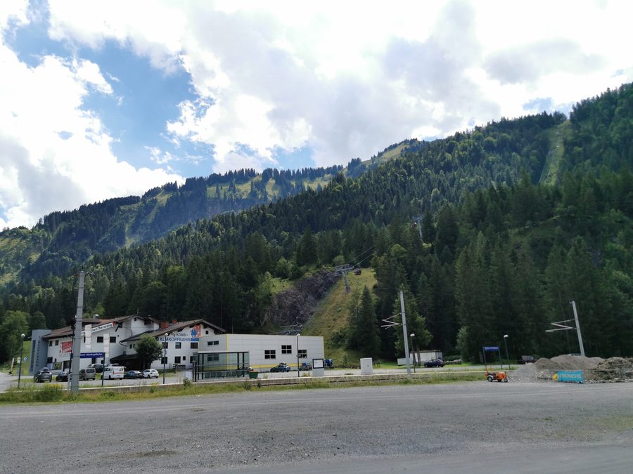 Talstation der Almkopfbahn in Bichlbach