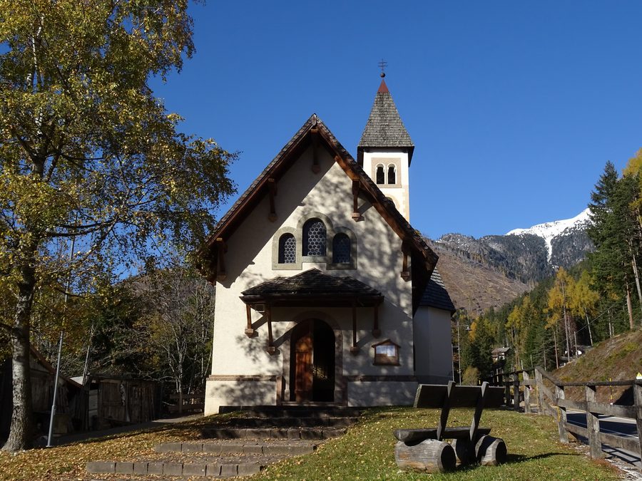 Kirche der Schmerzhaften Muttergottes in Stava im Trentino