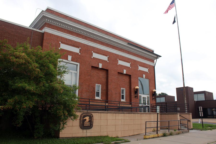 File:United States Post Office, Virginia, Minnesota-01.jpg