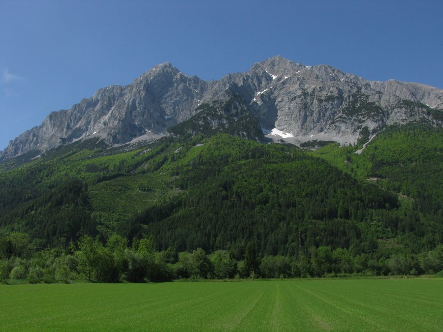 Der Grimming mit der Schartenspitze bei Espang in der Gemeinde Mitterberg-Sankt Martin