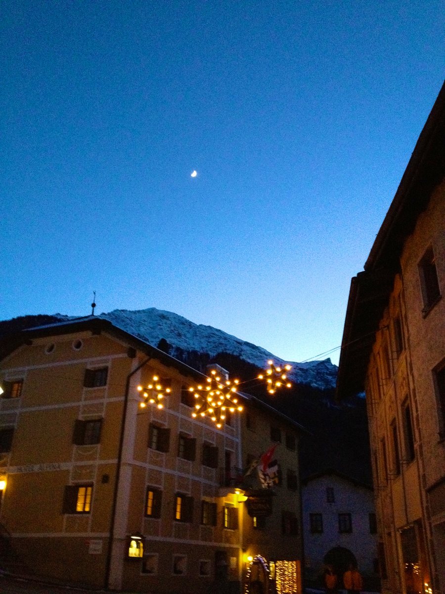 File:Weihnachtsstimmung in Sta. Maria, Val Müstair - panoramio.jpg