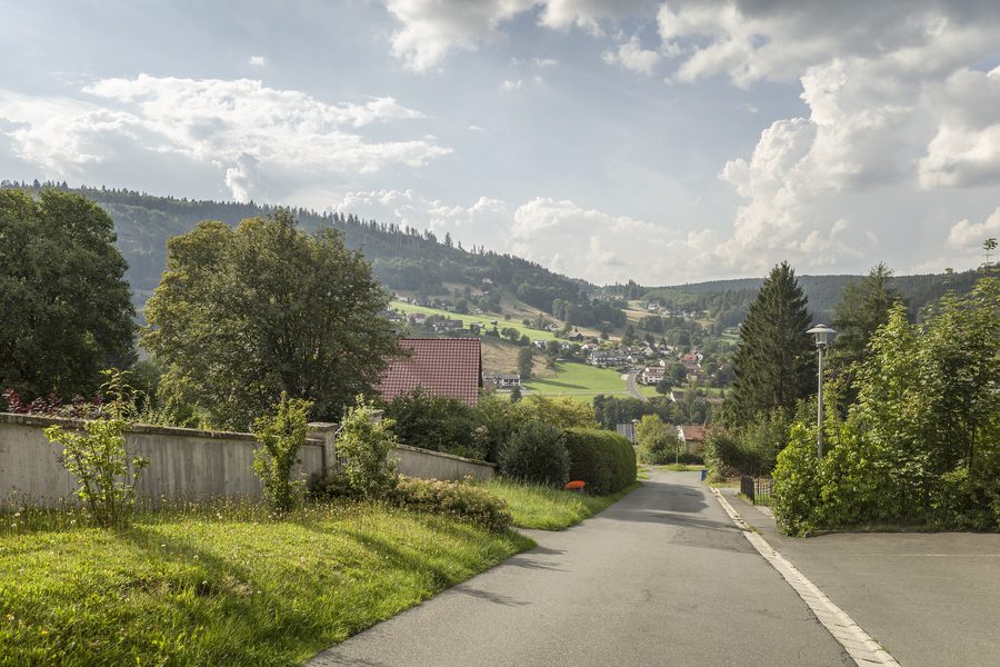 Blick von der Dreifaltigkeitskirche über Warmensteinach