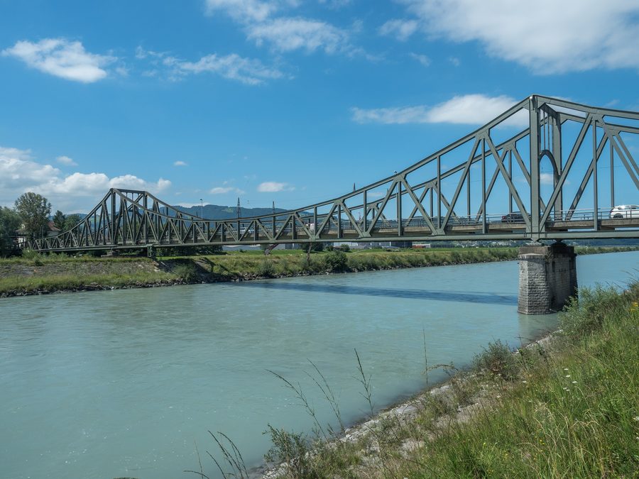 Wiesenrainbrücke über den Alpenrhein bei Widnau SG und Lustenau AT