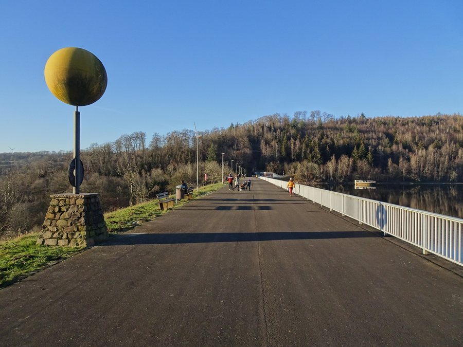 File:Nonnweiler (Dammkrone).jpg